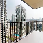 Apartment With 2 Bedrooms In Al Tahani St - Downtown Dubai