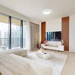 Apartment With 2 Bedrooms In Al Tahani St - Downtown Dubai